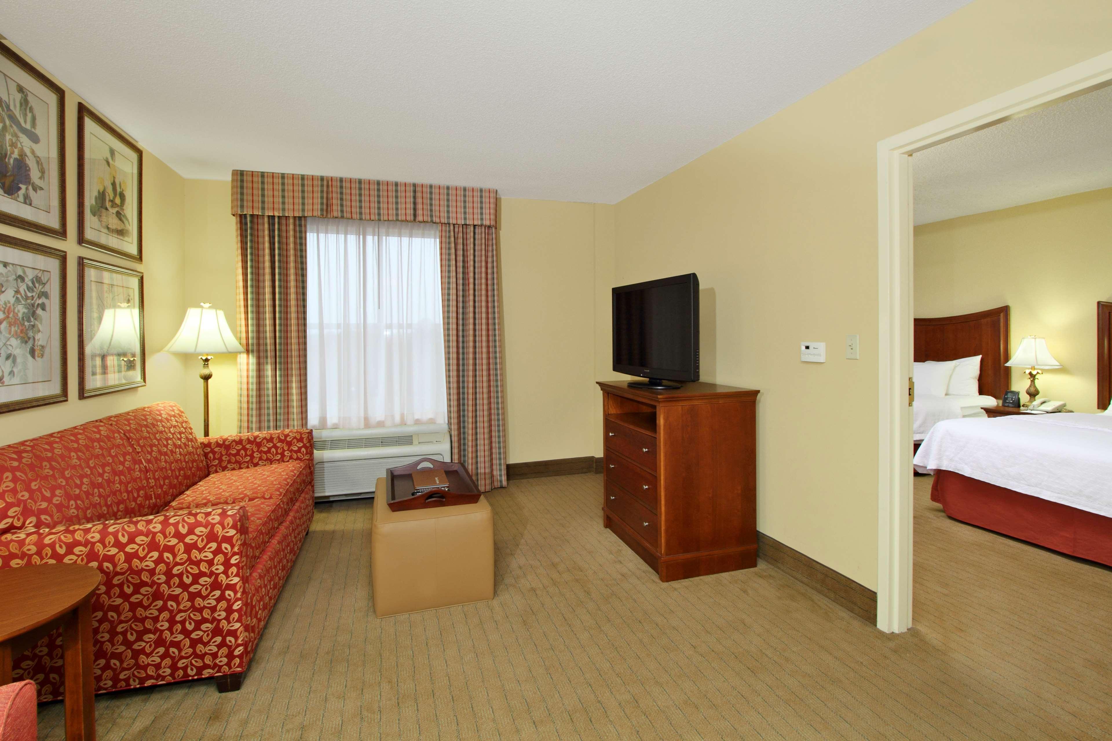 Homewood Suites By Hilton Chesapeake - Greenbrier Екстериор снимка