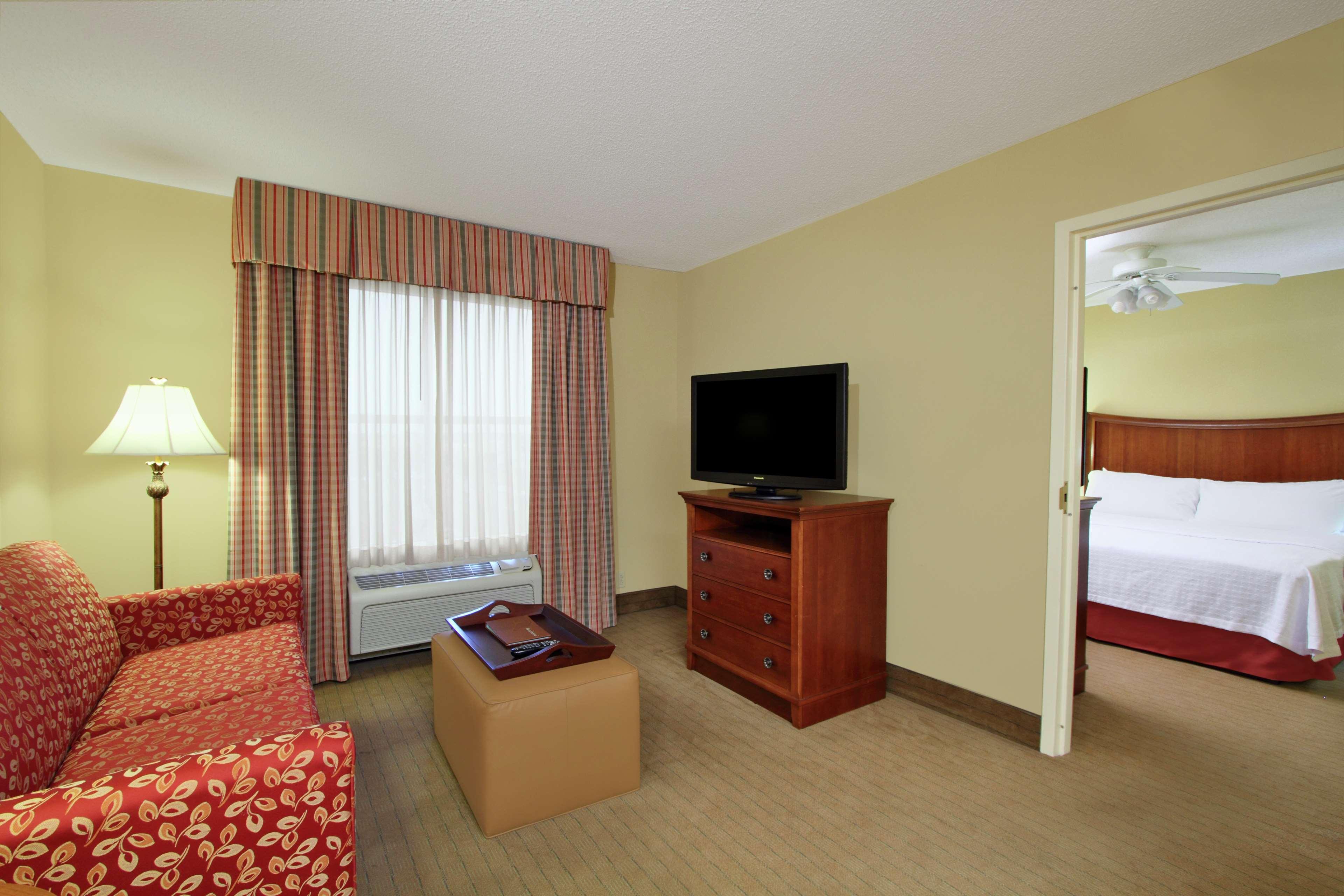 Homewood Suites By Hilton Chesapeake - Greenbrier Екстериор снимка