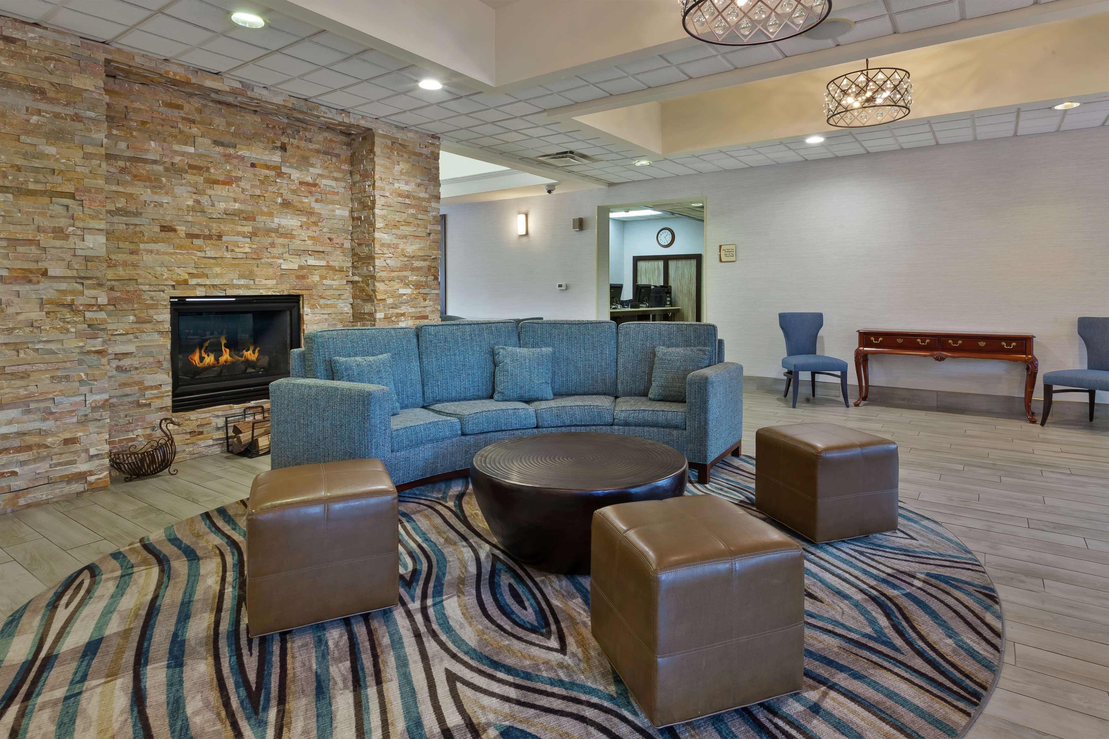 Homewood Suites By Hilton Chesapeake - Greenbrier Екстериор снимка