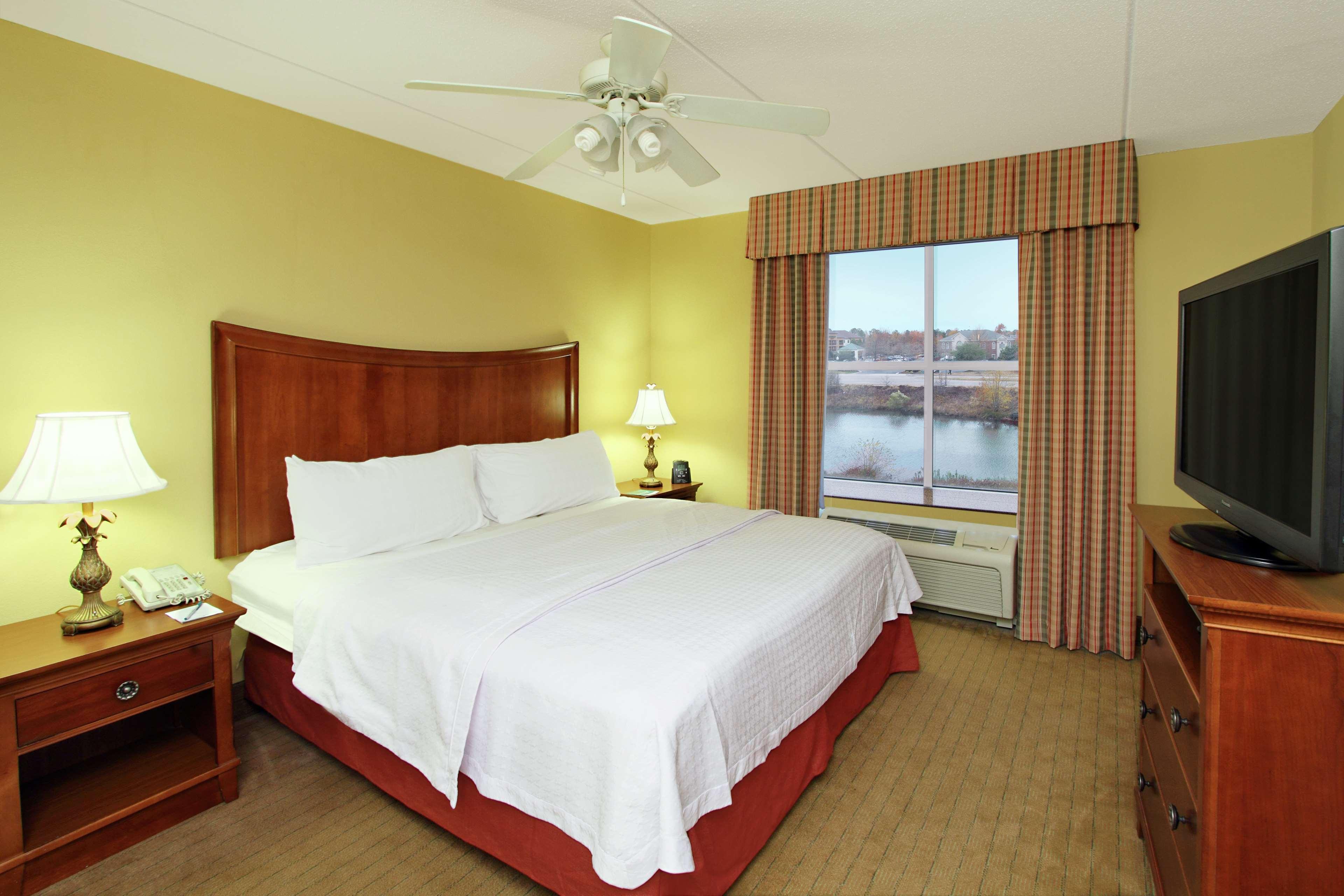 Homewood Suites By Hilton Chesapeake - Greenbrier Екстериор снимка