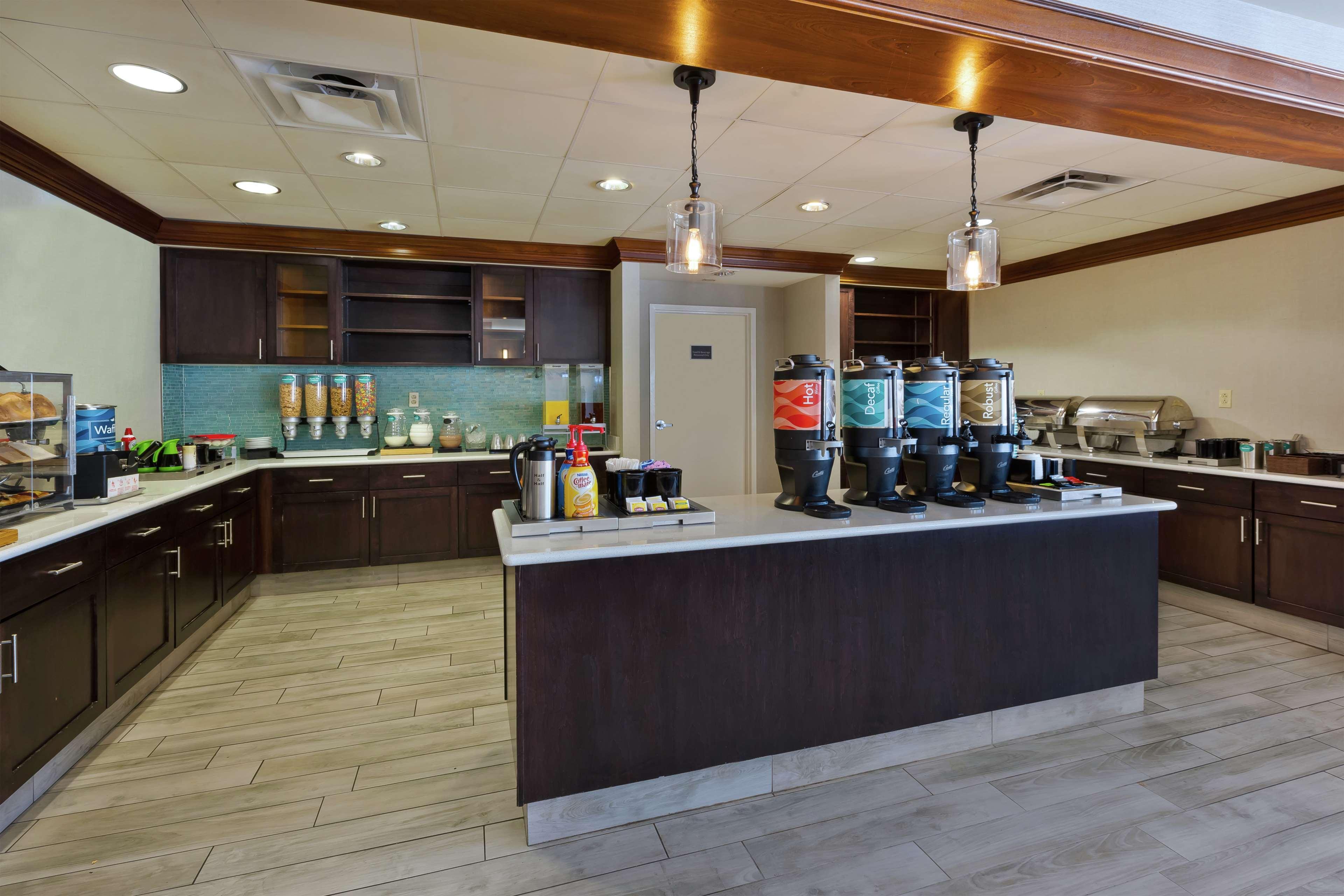 Homewood Suites By Hilton Chesapeake - Greenbrier Екстериор снимка