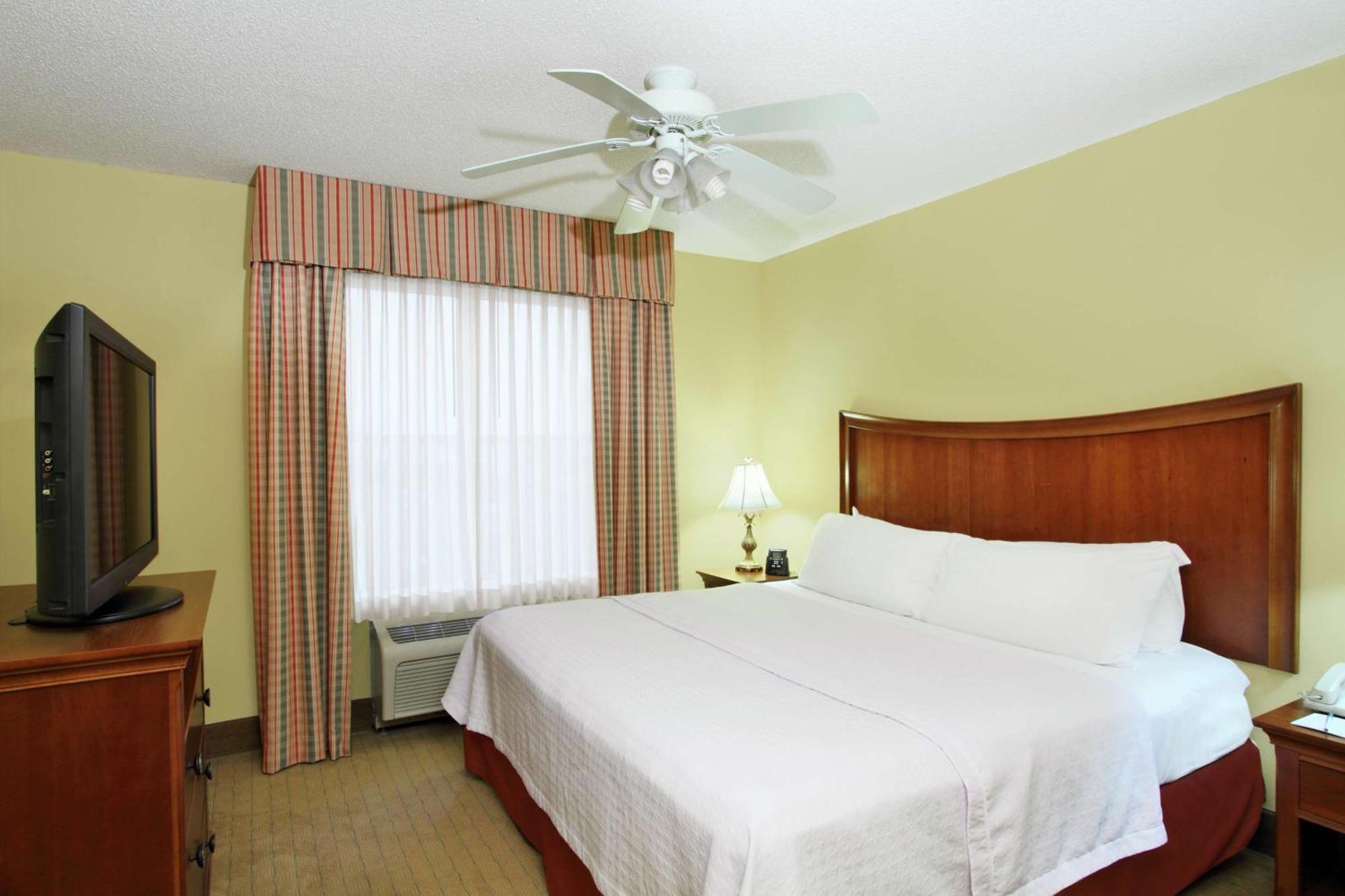 Homewood Suites By Hilton Chesapeake - Greenbrier Екстериор снимка