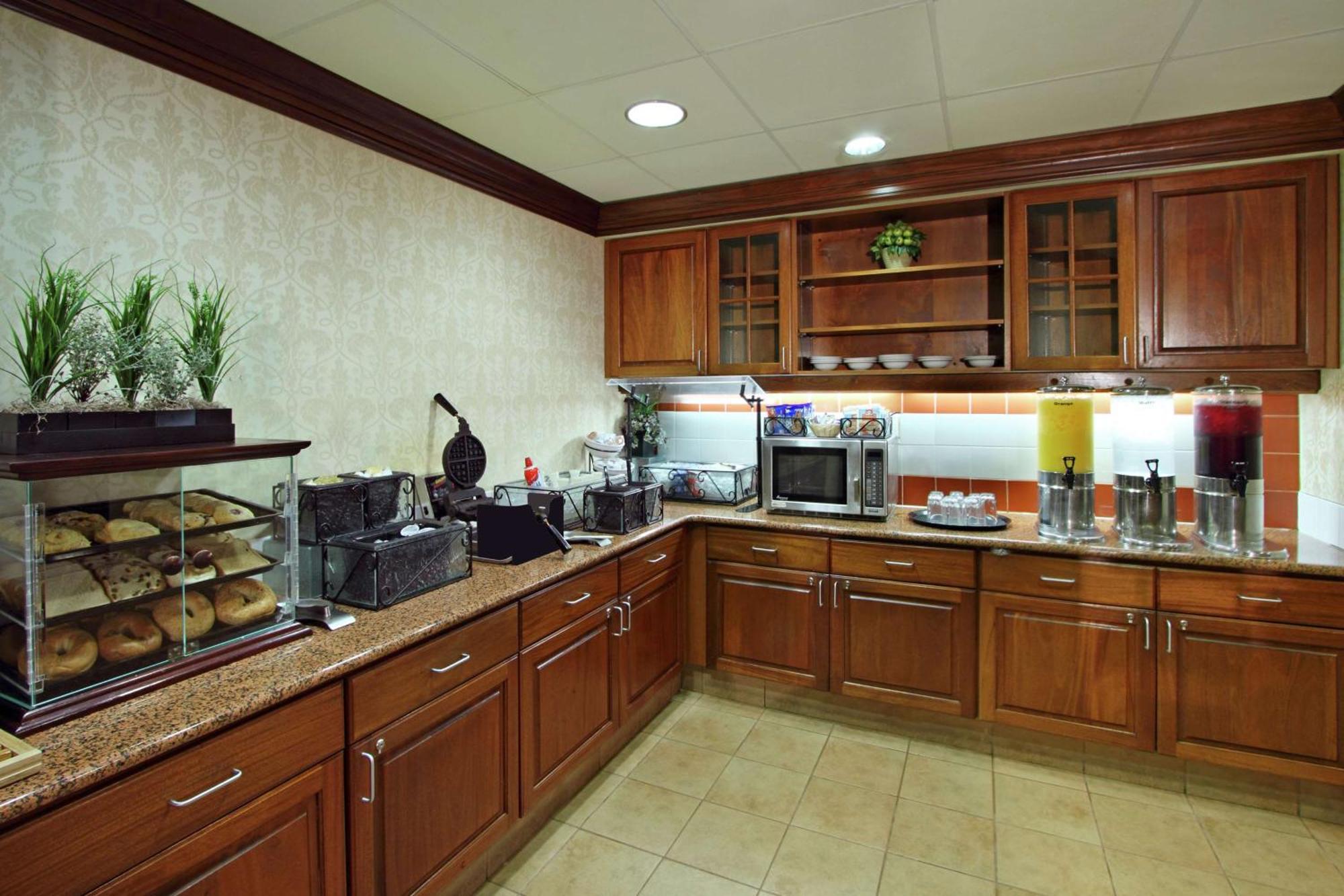 Homewood Suites By Hilton Chesapeake - Greenbrier Екстериор снимка