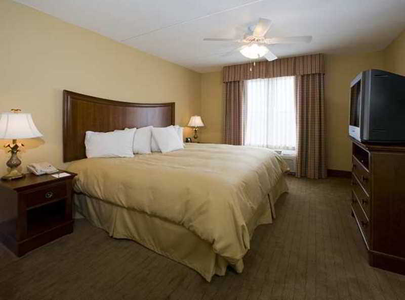 Homewood Suites By Hilton Chesapeake - Greenbrier Екстериор снимка